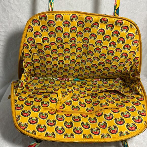 Vera Bradley Bowler Bag FALL 2012 Retired "PROVENCAL" Yellow floral pattern - Picture 4 of 12